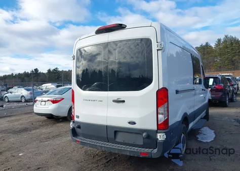 2018 Ford Transit-250 z USA, uszkodzony, nr VIN 1FTYR2CM4JKB53943